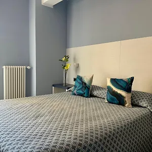 https://real-rooms-dalia.hotelitalianriviera.com