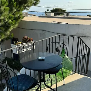 https://le-sette-perle-malfa-salina.sicilyhotelsitaly.net