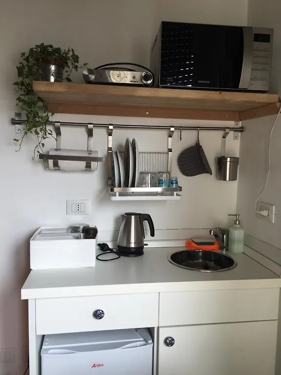 Bed and Breakfast Up To Seven Mailand Frühstückspension