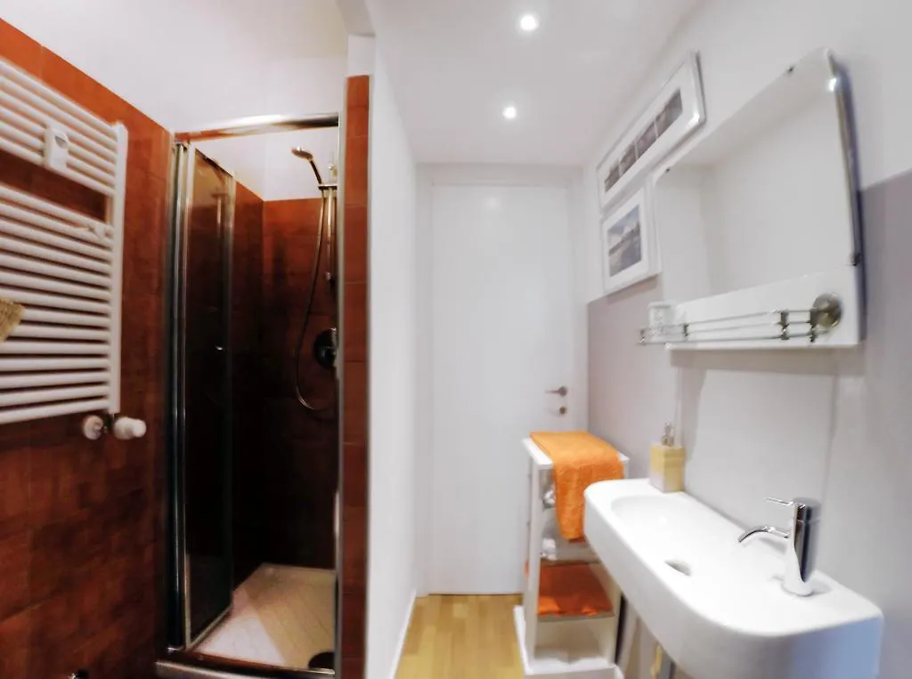 Up To Seven Bed & Breakfast Milan