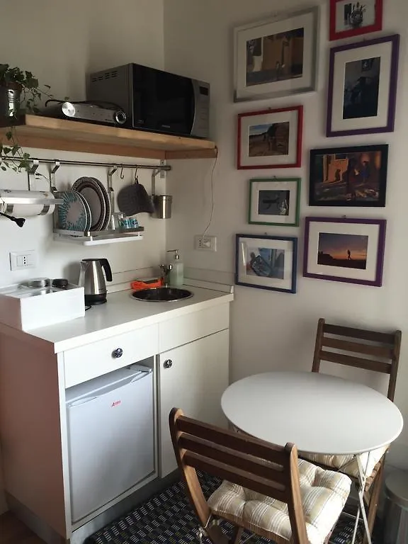 Up To Seven Bed & Breakfast Milan